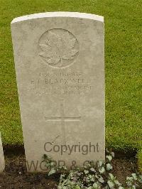 Etaples Military Cemetery - Blackwell, Frank Tingle